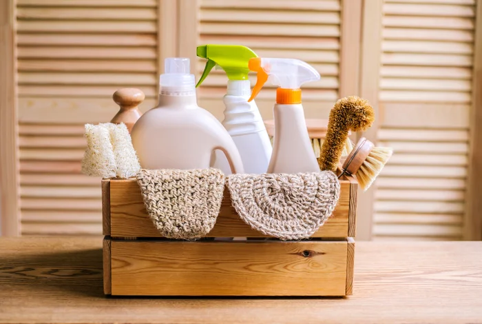 Ultimate Guide to Eco Friendly Cleaning: Healthier Homes and a Greener Planet